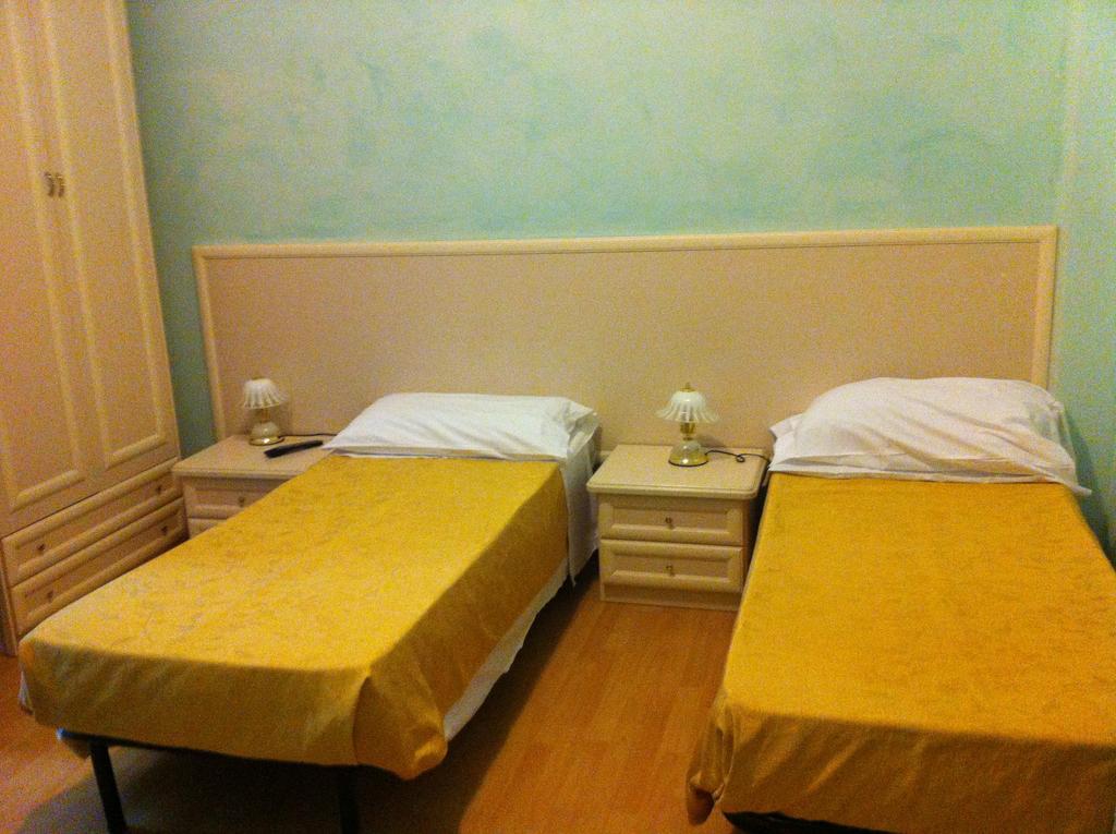 White House Motel Cerveteri Værelse billede